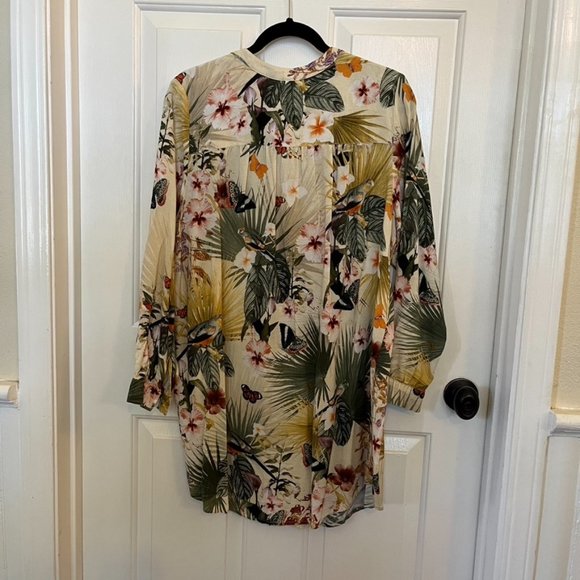 H&M V-Neck Tunic - Picture 2 of 4